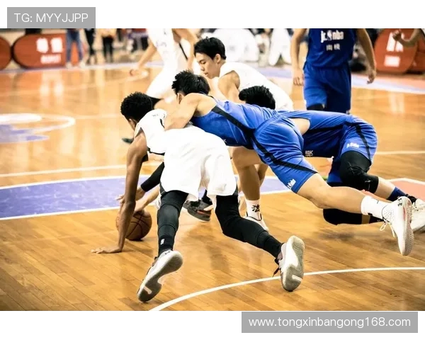 飞马队与自由队的精彩对决揭示篮球赛场上的激情与荣耀